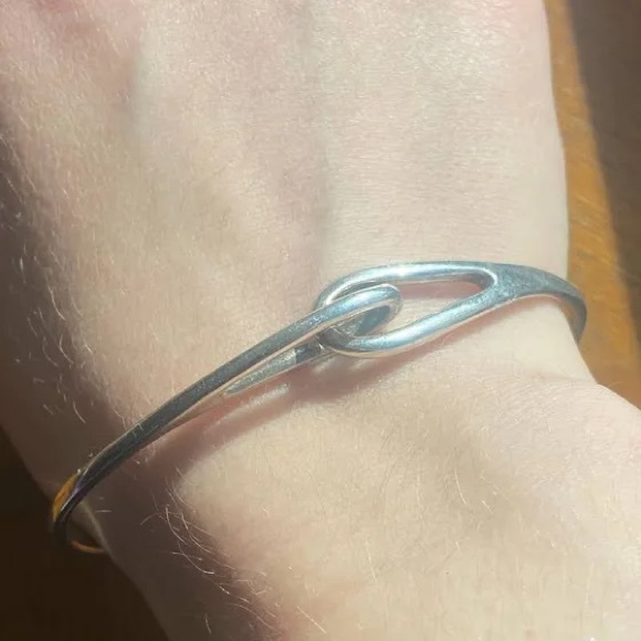 SOLD‼️Tiffany & Co. Jewelry | Tiffany and Co Vintage 925 Solid Sterling Silver. - Picture 4 of 6